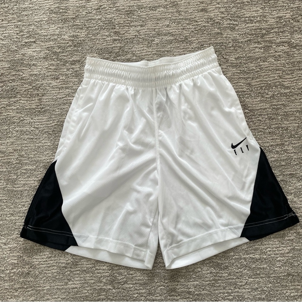 Nike Dri-FIT ISoFly Basketball Shorts Women XS White/Black Elastic Waist Pull On
